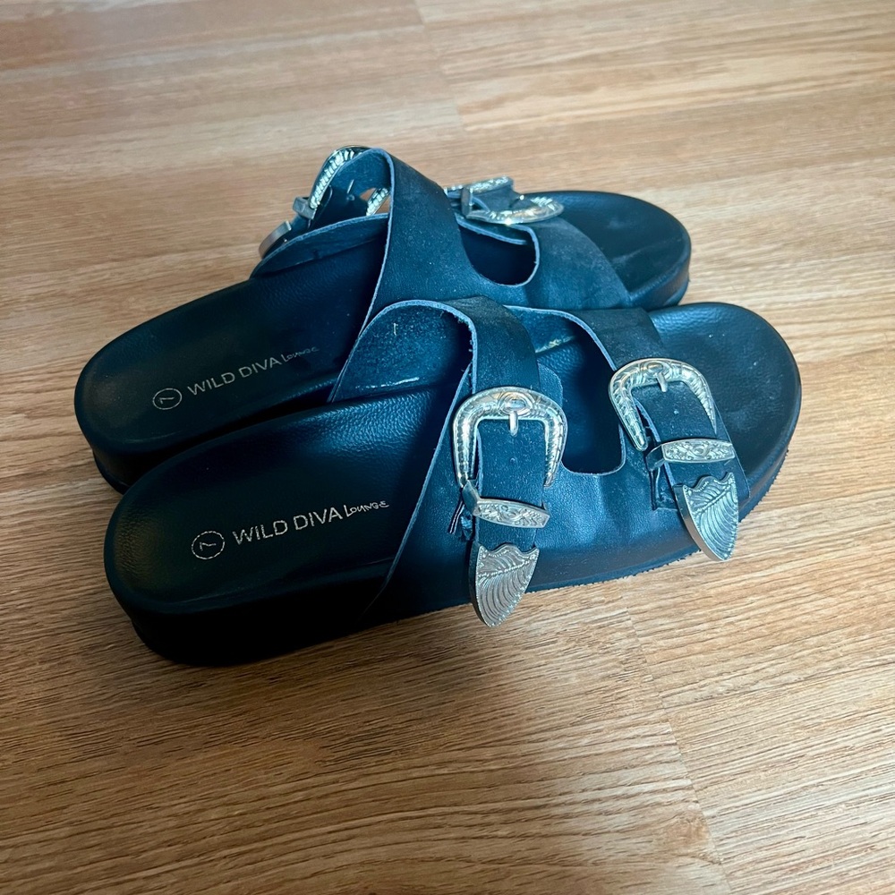 Wild Diva Black Sandals with Silver Buckles - Picture 4 of 4